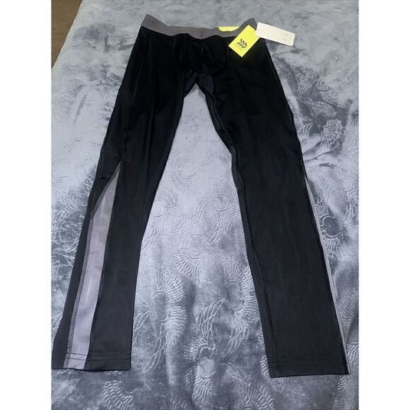 Boys' Fitted Performance Tights - All in Motion Black Size Large(12/14). NWT. T - Picture 1 of 4